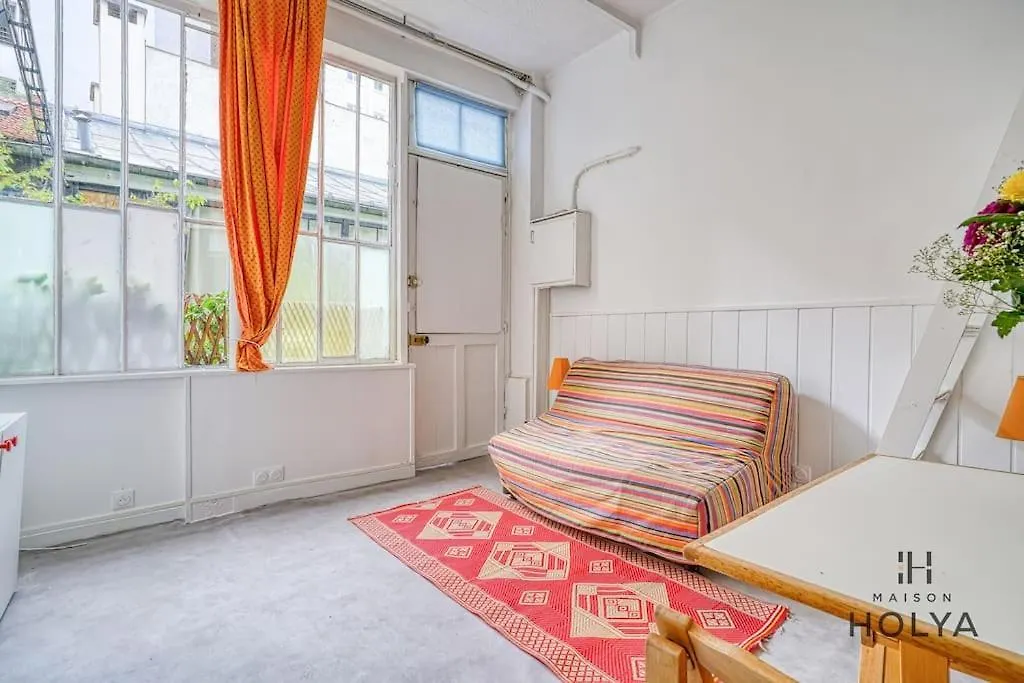 Apartment Place De La Nation - Le Refuge Des Artistes - 187c *